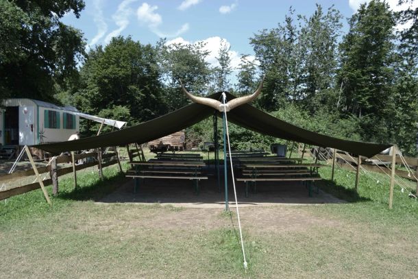 SUMMER CAMP FOR TEENS AGED 10 TO 18